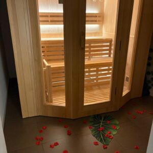 Ritual Individual de relajación total: Sauna + Masaje relajante + Ducha refrescante y bebida de cortesía; 60 Min.